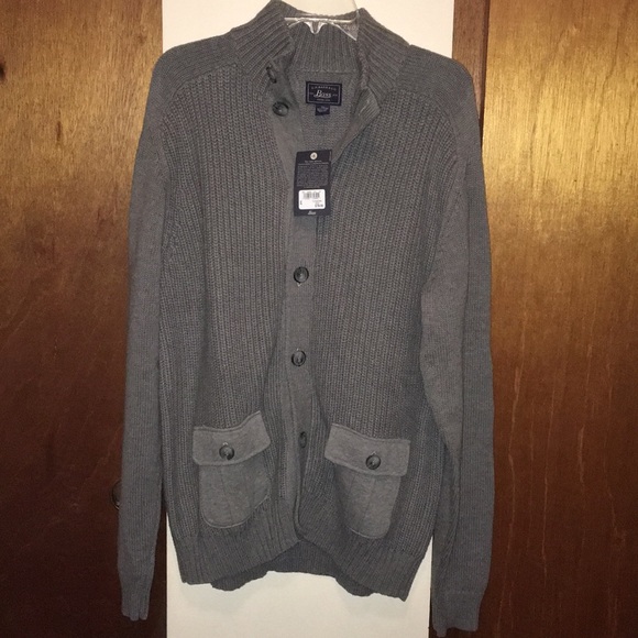 🔘NWT G.H. Bass Grey Cardigan Sweater